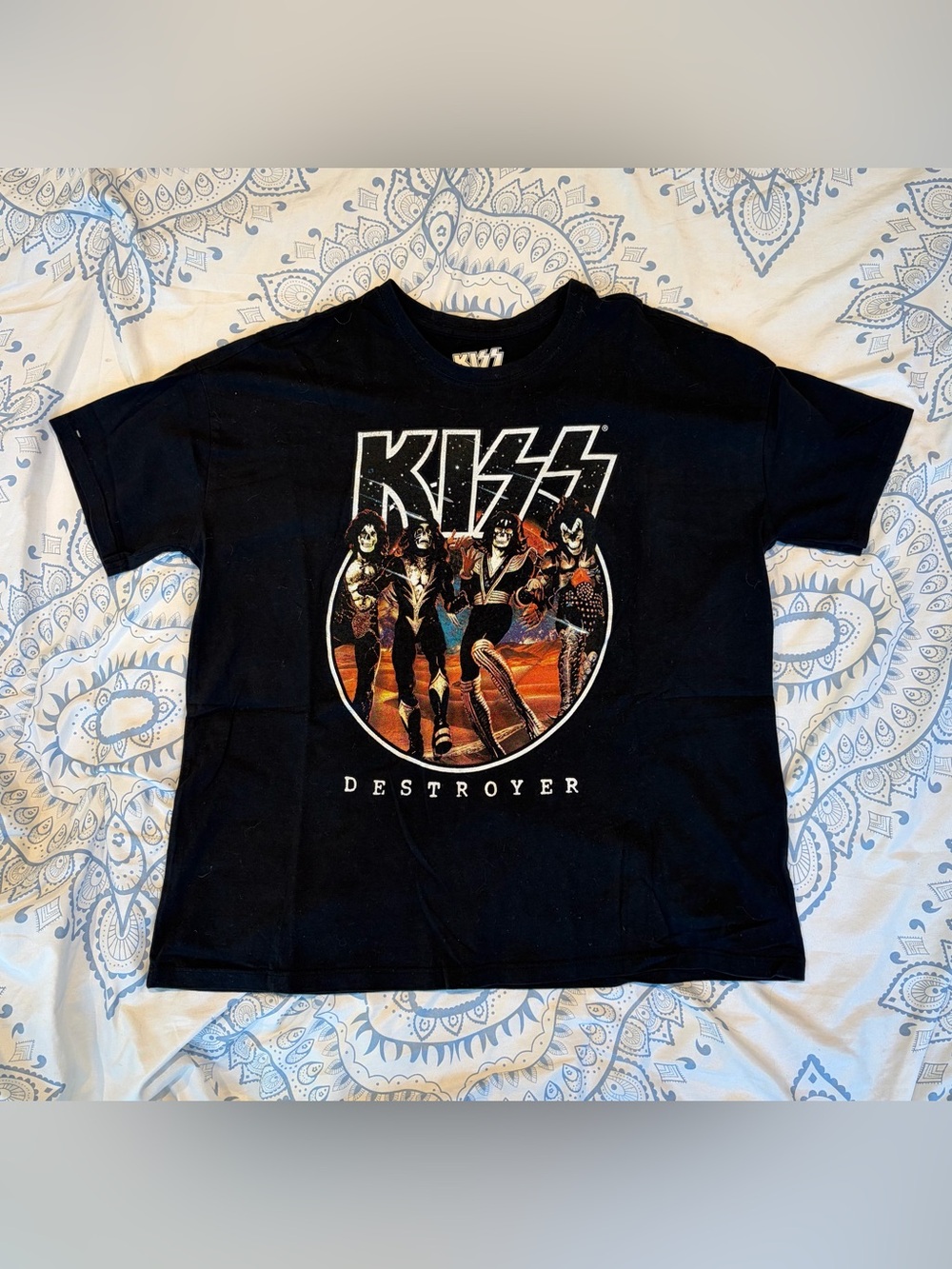 Kiss shirt